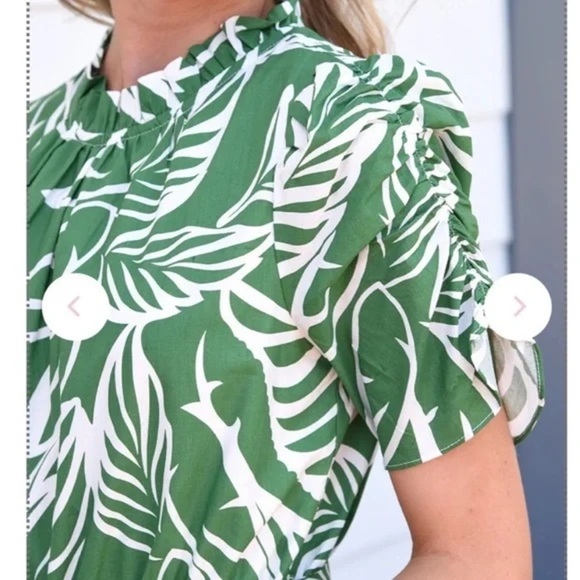 THML Green & White Tropical Leaf Print Dress | XS - Picture 3 of 5